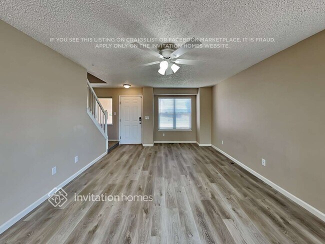 Foto del edificio - 7395 Middle Bay Way