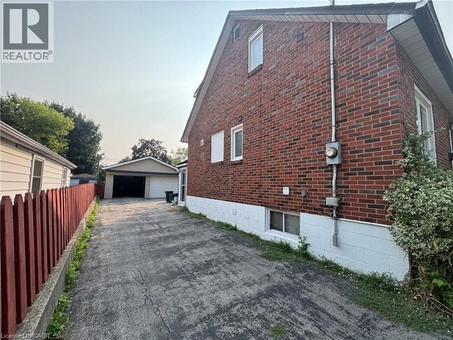 Building Photo - 248 Felan Ave