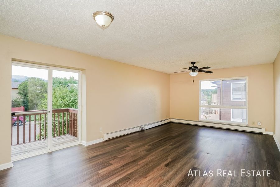 Primary Photo - Statmoore 2 bedroom with everything you ne...