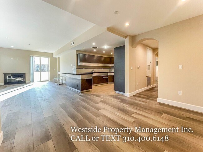 Foto del edificio - 3 br, 3.5 bath House - 10930 National Blvd...