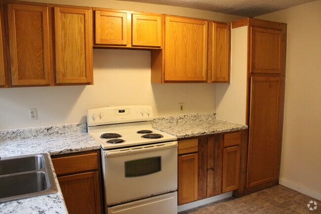 Building Photo - 3861 E Roseberry St