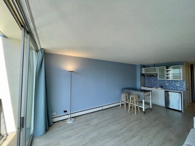 Foto del edificio - 1050 N Point St