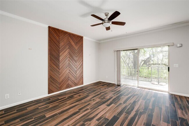 Foto del edificio - 6000 Shepherd Mountain Cove
