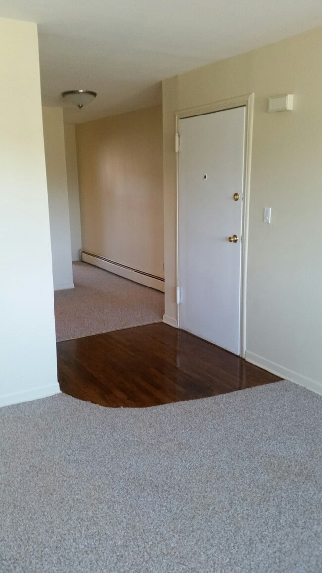 Entrada - The Niche at Roman Gardens