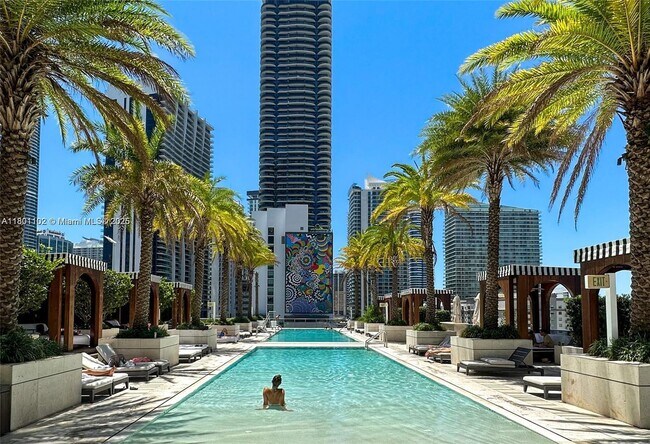 Foto del edificio - 801 S Miami Ave