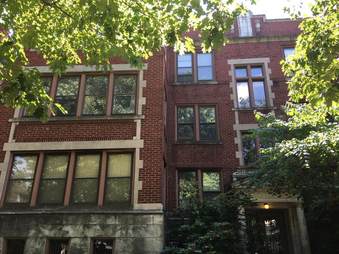 Foto principal - 5398 Pershing Ave