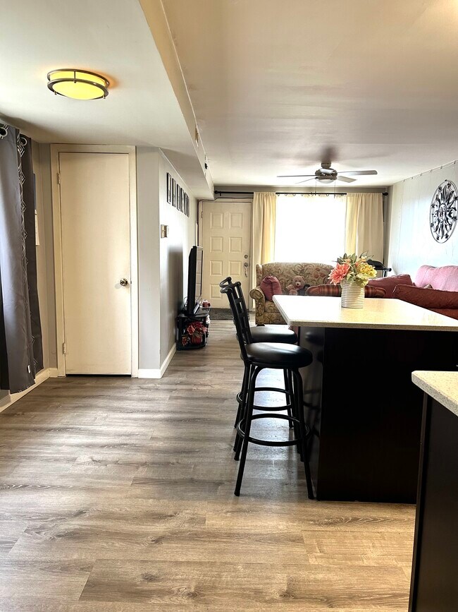 Foto del edificio - 13085 Bustleton Ave