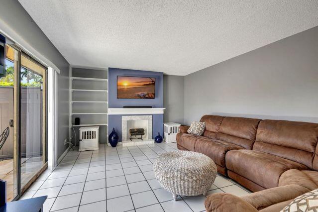 Foto del edificio - 1530 Forest Lakes Cir