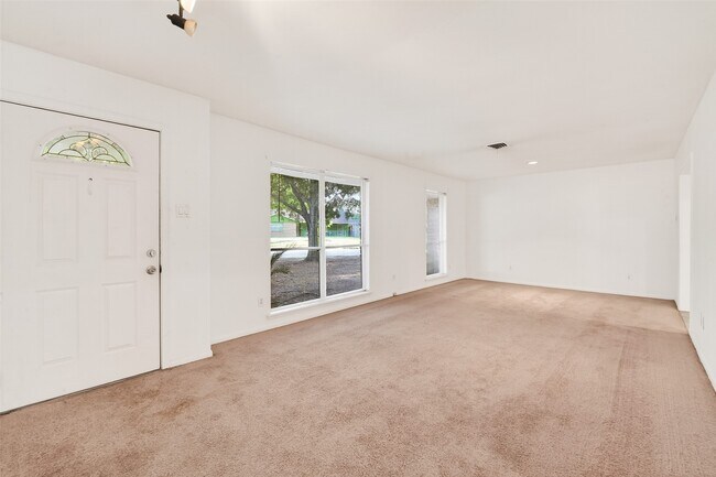Foto del edificio - 5422 Spellman Rd