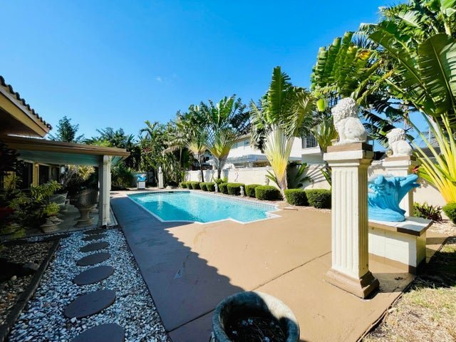 Foto del edificio - 2725 NE 27th Ct