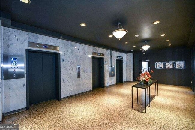 Photo - 620 Peachtree St NE Apartment