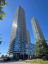 Building Photo - 950 Portage Pkwy