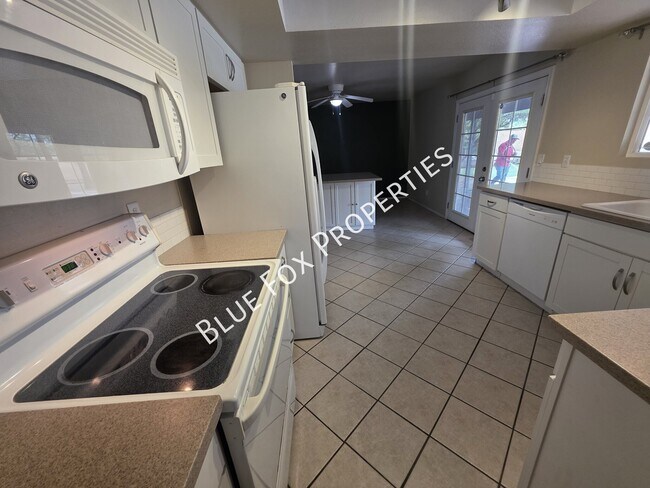 Foto del edificio - 2357 W Ocelot Dr