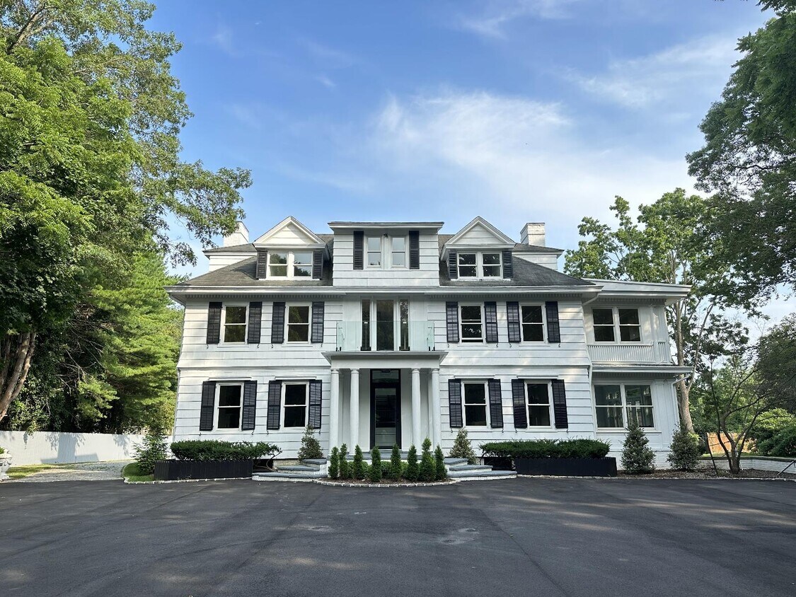 Foto principal - 87 Wheatley Rd