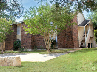 Building Photo - 2608 Pecan Knoll St