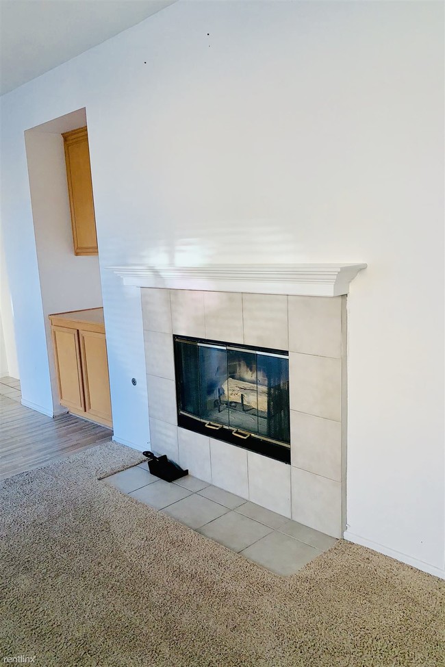 Building Photo - 2590 W Summerset Dr