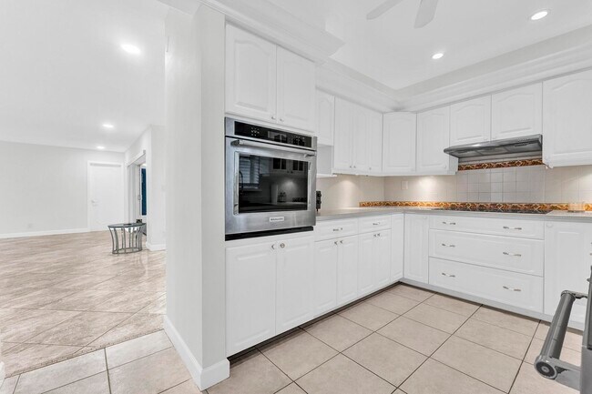 Foto del edificio - 5921 NE 15th Ave