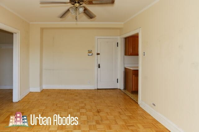 Foto del edificio - 717 W Belmont Ave