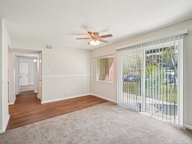 Building Photo - Chatham Forest Apartments
