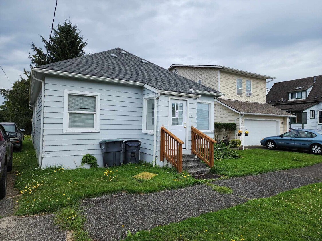 Primary Photo - Charming 2 bedroom home in Hoquiam
