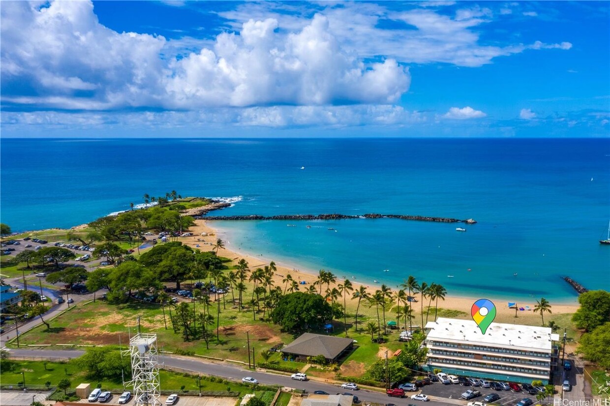 Primary Photo - Pokai Bay Beach Cabanas