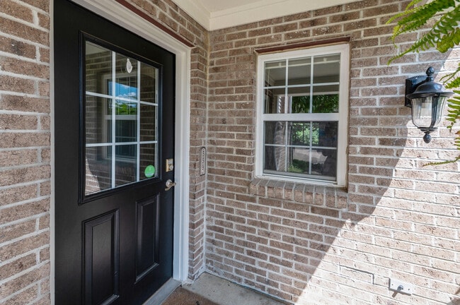 Building Photo - 559 Rivers Breeze Dr