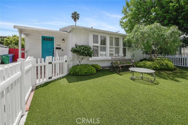 Foto principal - 1200 Magnolia Ave