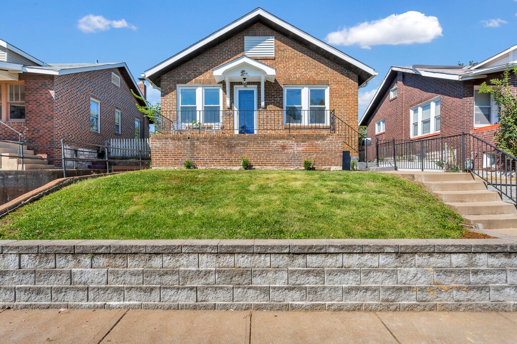 Primary Photo - 4131 Miami St