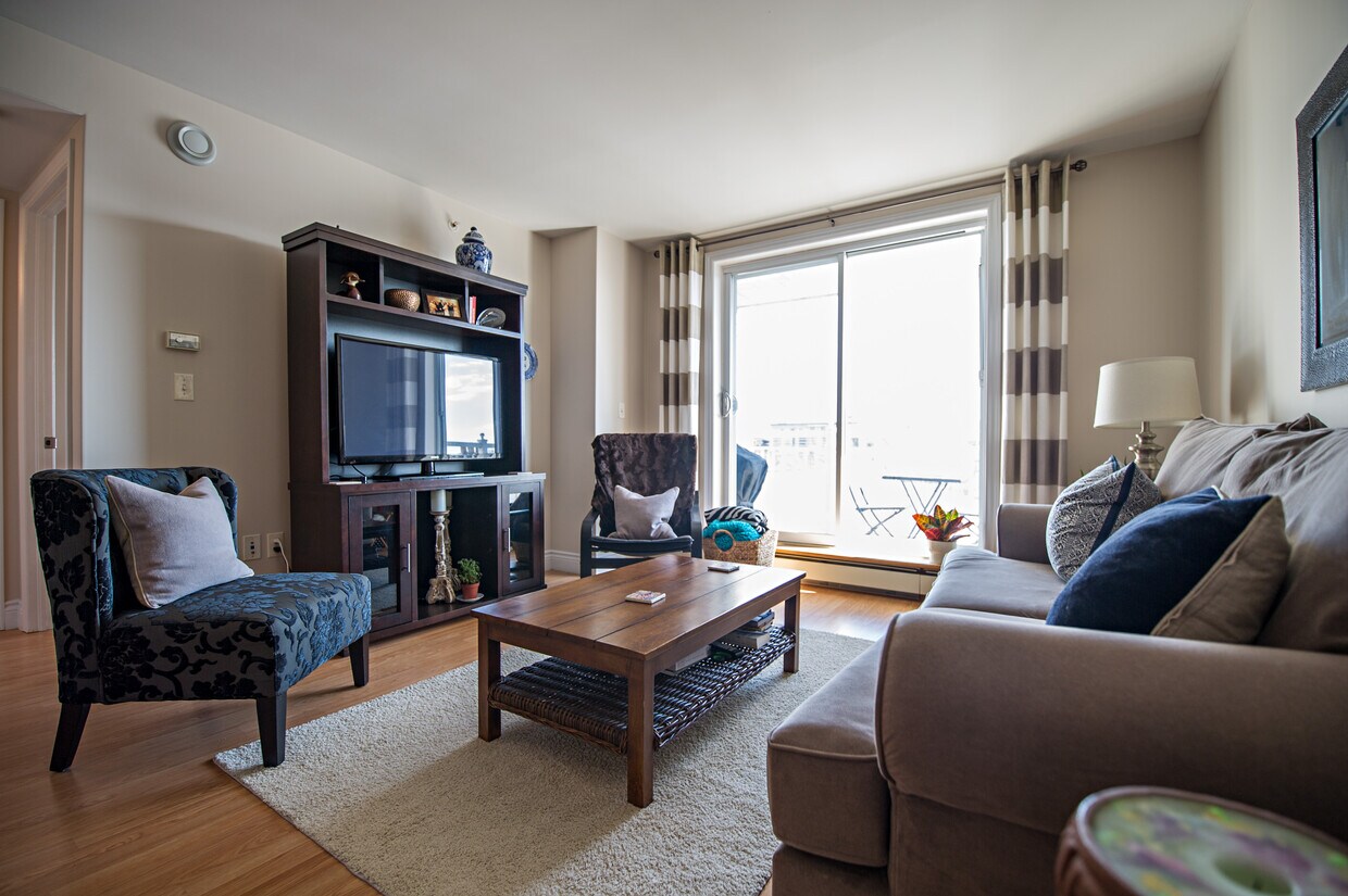 Photo du bâtiment - Hillside Suites