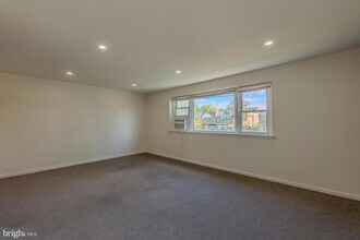 Building Photo - 8124 Langdon St