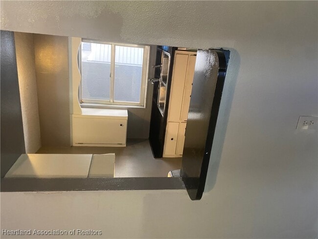 Foto del edificio - 1521 Bassage Rd