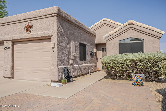 Building Photo - 15205 N Ivory Dr