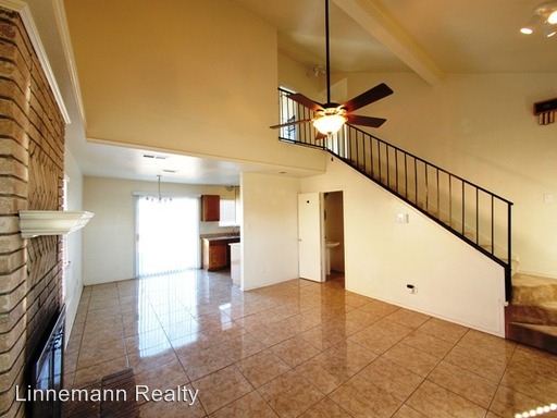 Building Photo - 3703 Winchester Dr
