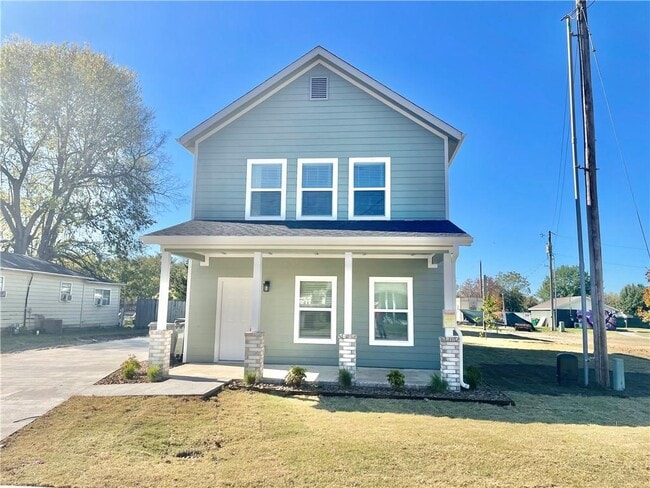 Building Photo - 506 Park St