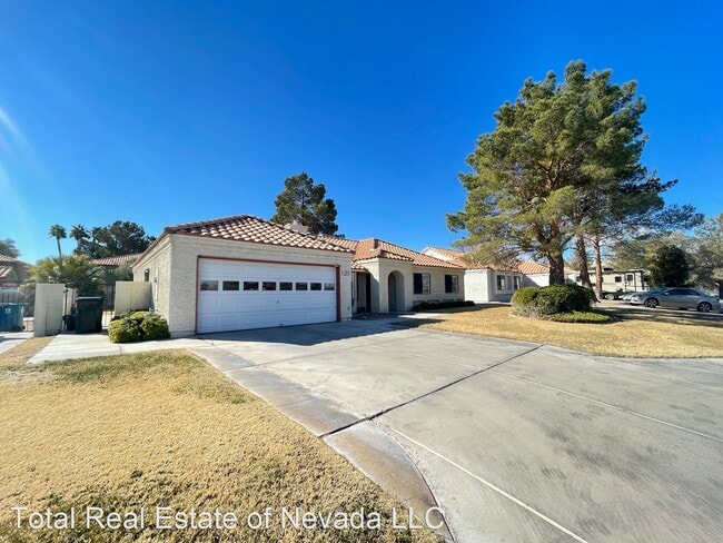 Building Photo - 3 br, 2 bath House - 5145 W Desert Inn Rd