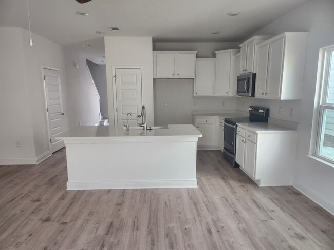 Foto del edificio - 12 Redbird Lp