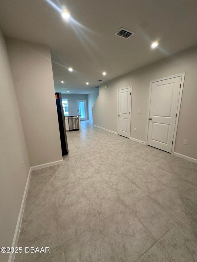 Building Photo - 2306 Incandescent Wy