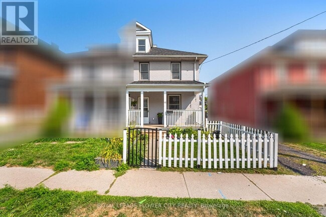 Building Photo - 110 Agnes St