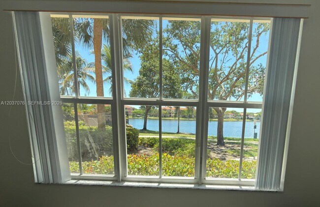 Foto del edificio - 4508 SW 160th Ave