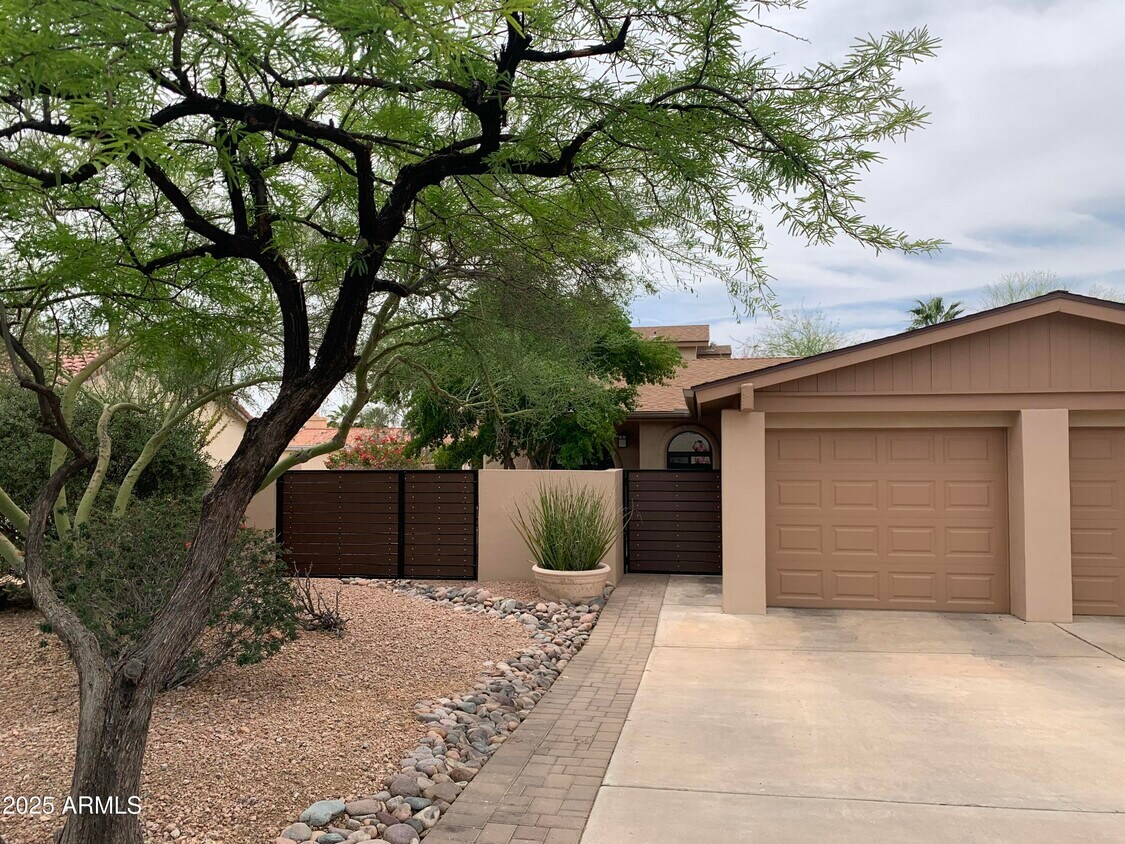 Foto principal - 16653 E Bayfield Dr