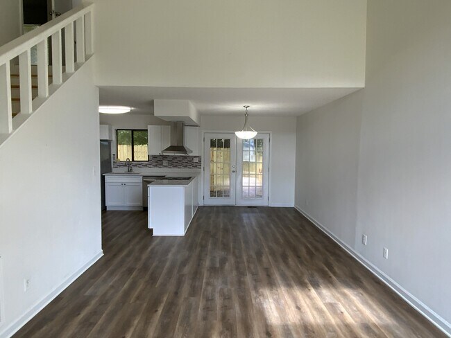 Building Photo - 3975 Darryl Ln