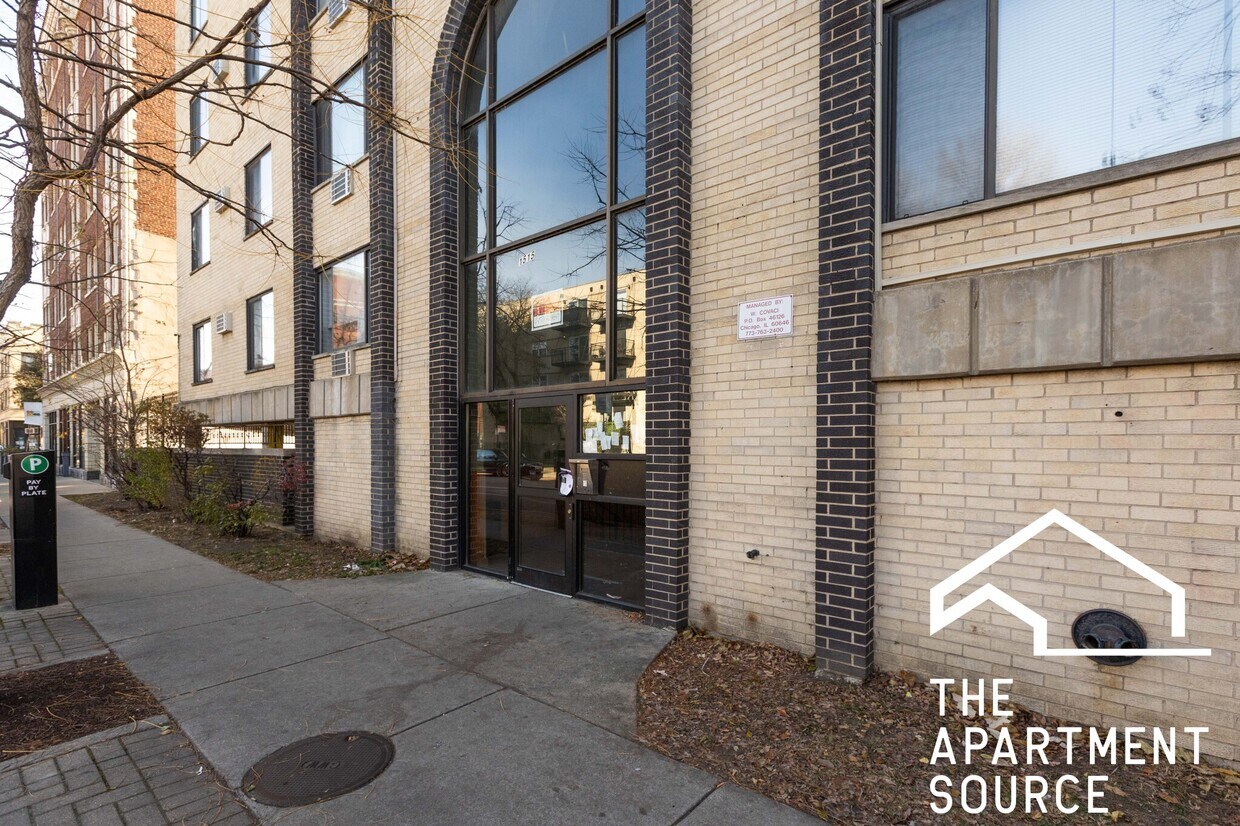 Foto del edificio - 1525 W Morse Ave