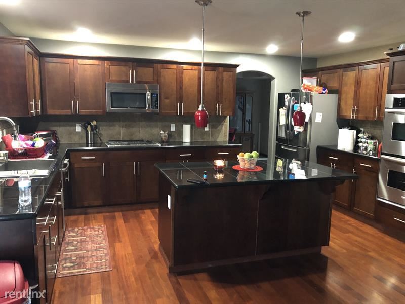 1507 Daffodil Ave NE, Orting, WA 98360 House Rental in Orting, WA