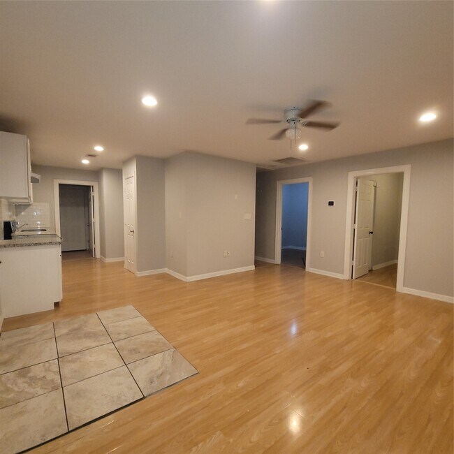 Foto del edificio - 7608 E Magnolia St