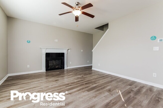 Foto del edificio - 255 Darecrest Ln