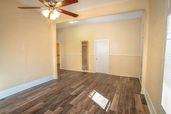 Photo - Beautiful 3BR/2Ba Home!