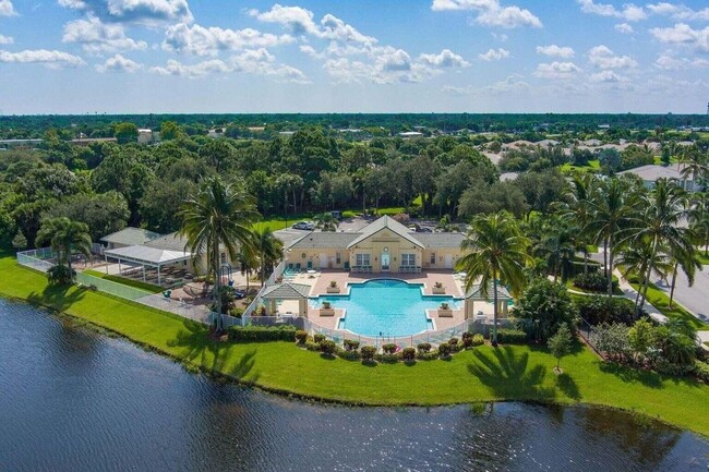 Foto del edificio - 806 SW Rocky Bayou Terrace