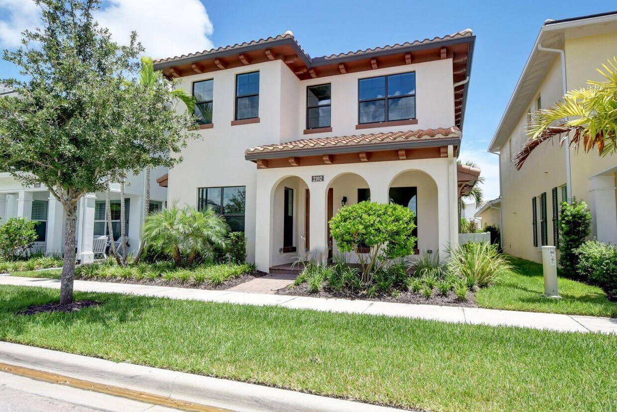 Foto principal - 2102 Dickens Terrace