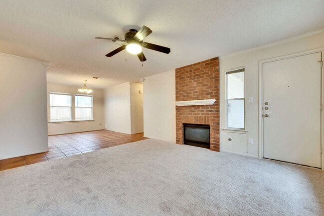 Building Photo - 1625 Sylvia Ct