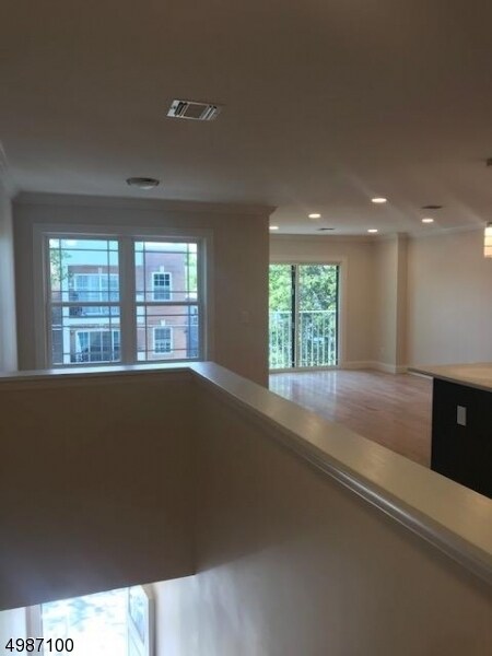 Building Photo - 349 Elm St
